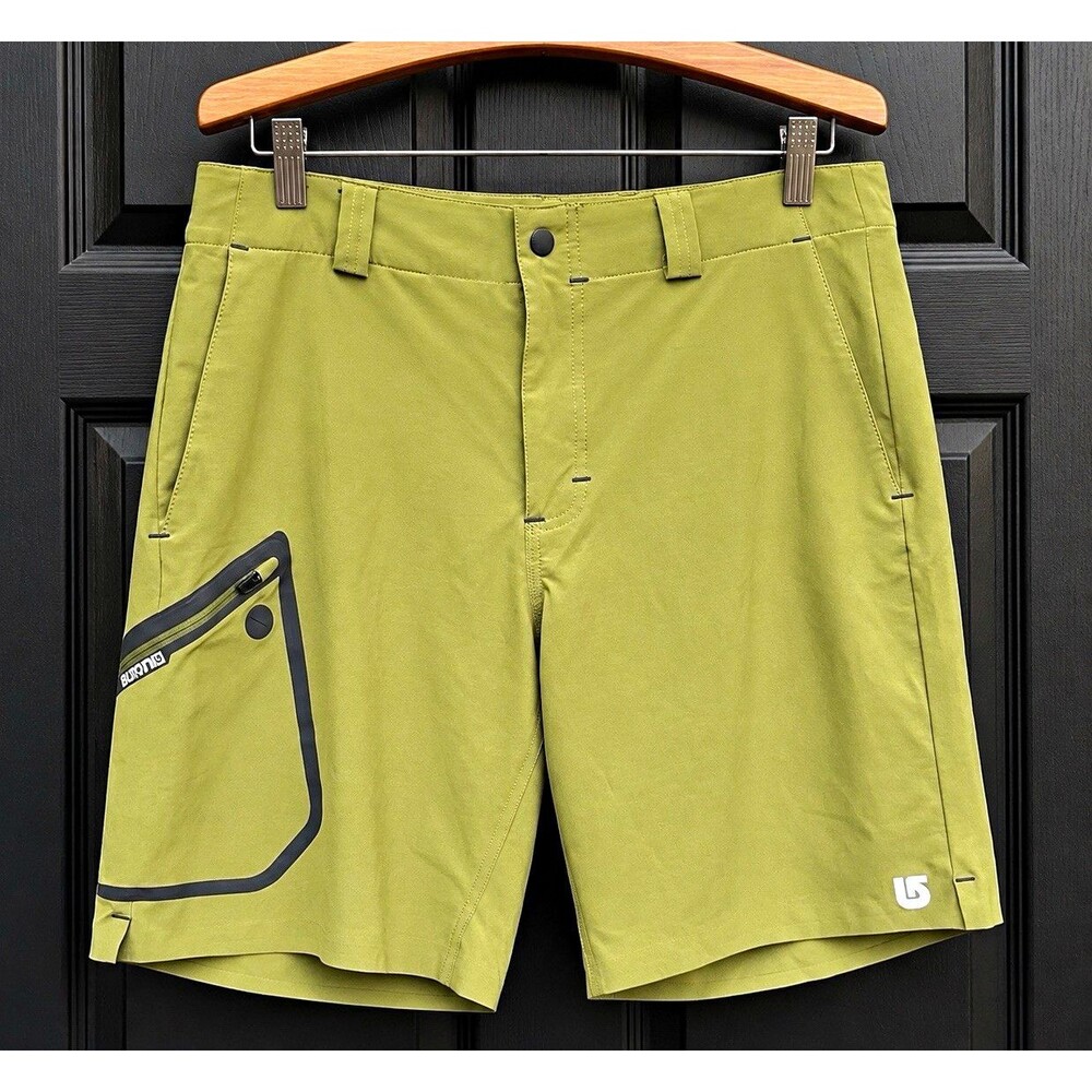 Burton Men’s Green Solid Softshell Stretch Shorts Zip Pockets 9in